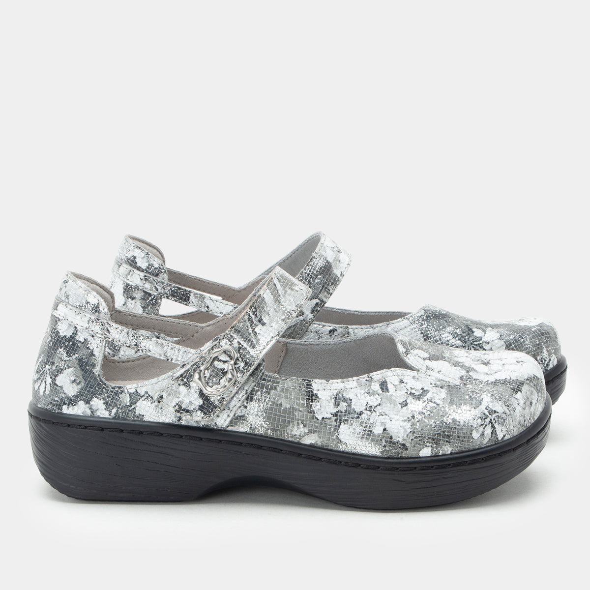 Onika Shadowmoon Shoe
