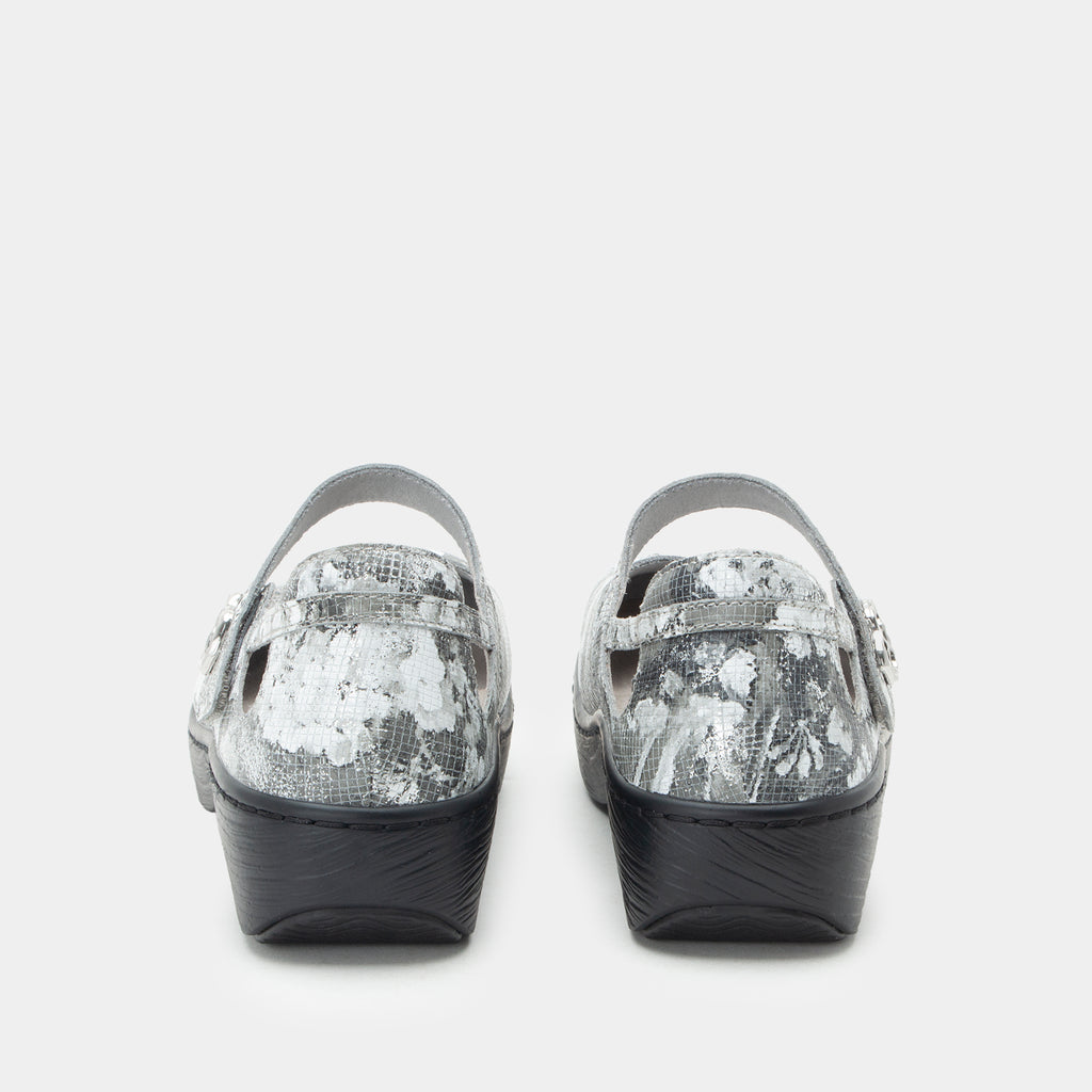Onika Shadowmoon Shoe