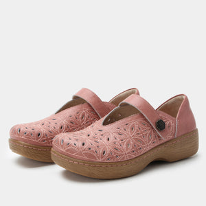 Opheliah Dusty Rose Breeze Shoe - Alegria Shoes