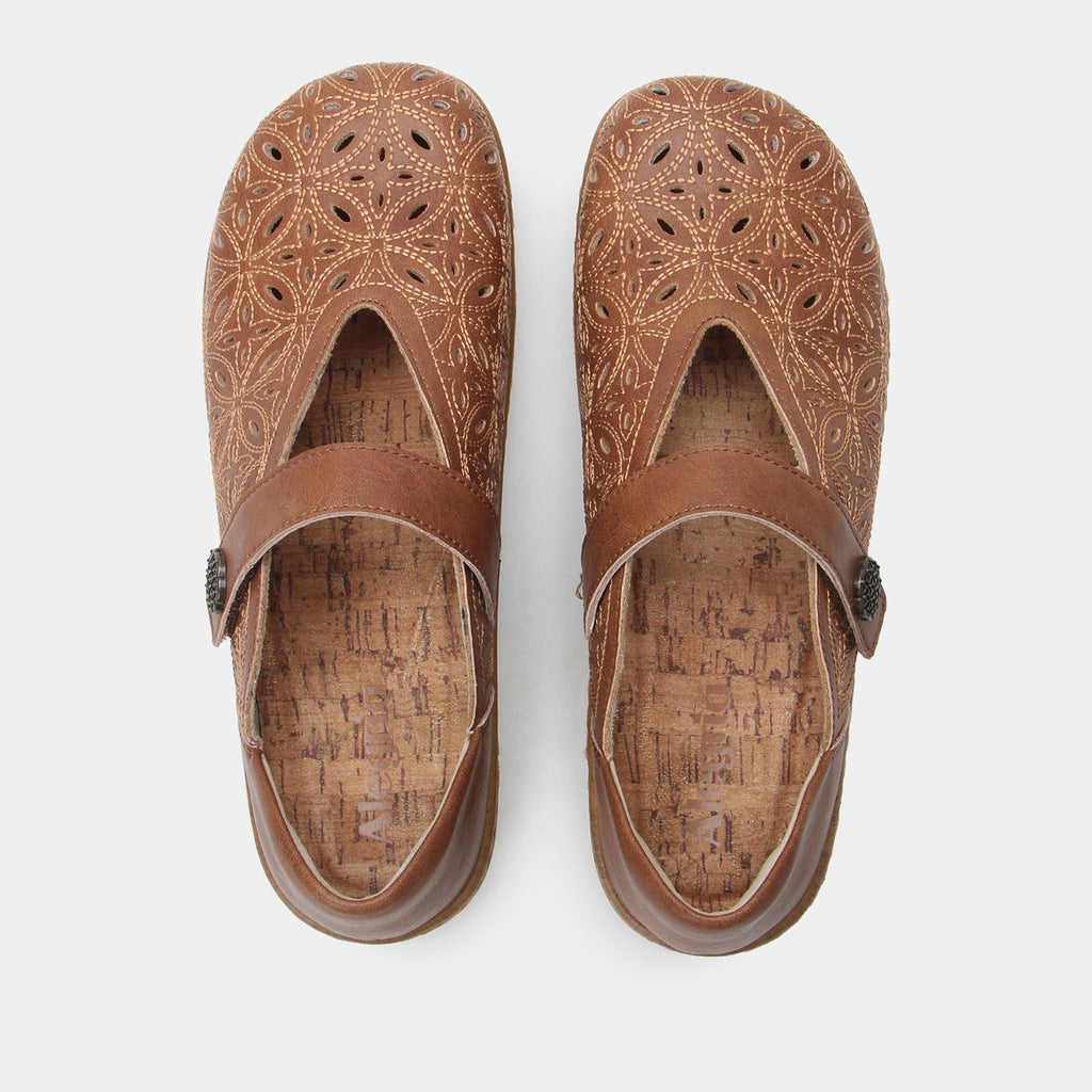 Opheliah Worn Cognac Breeze Shoe | Alegria Shoes