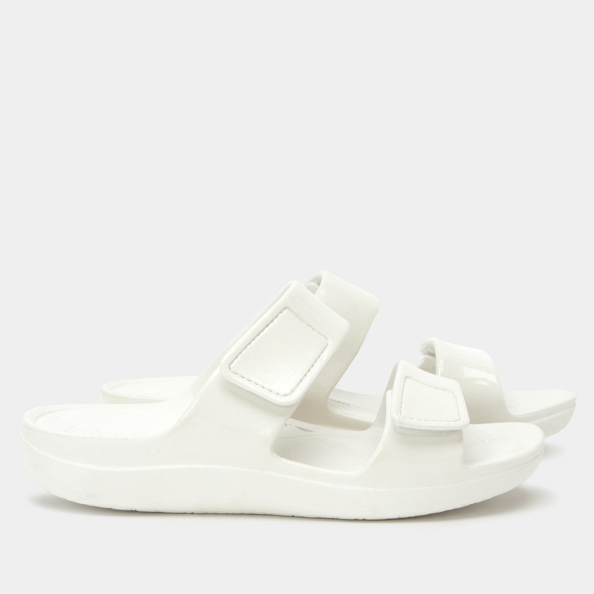 Orbyt White Gloss Sandal | Alegria Shoes
