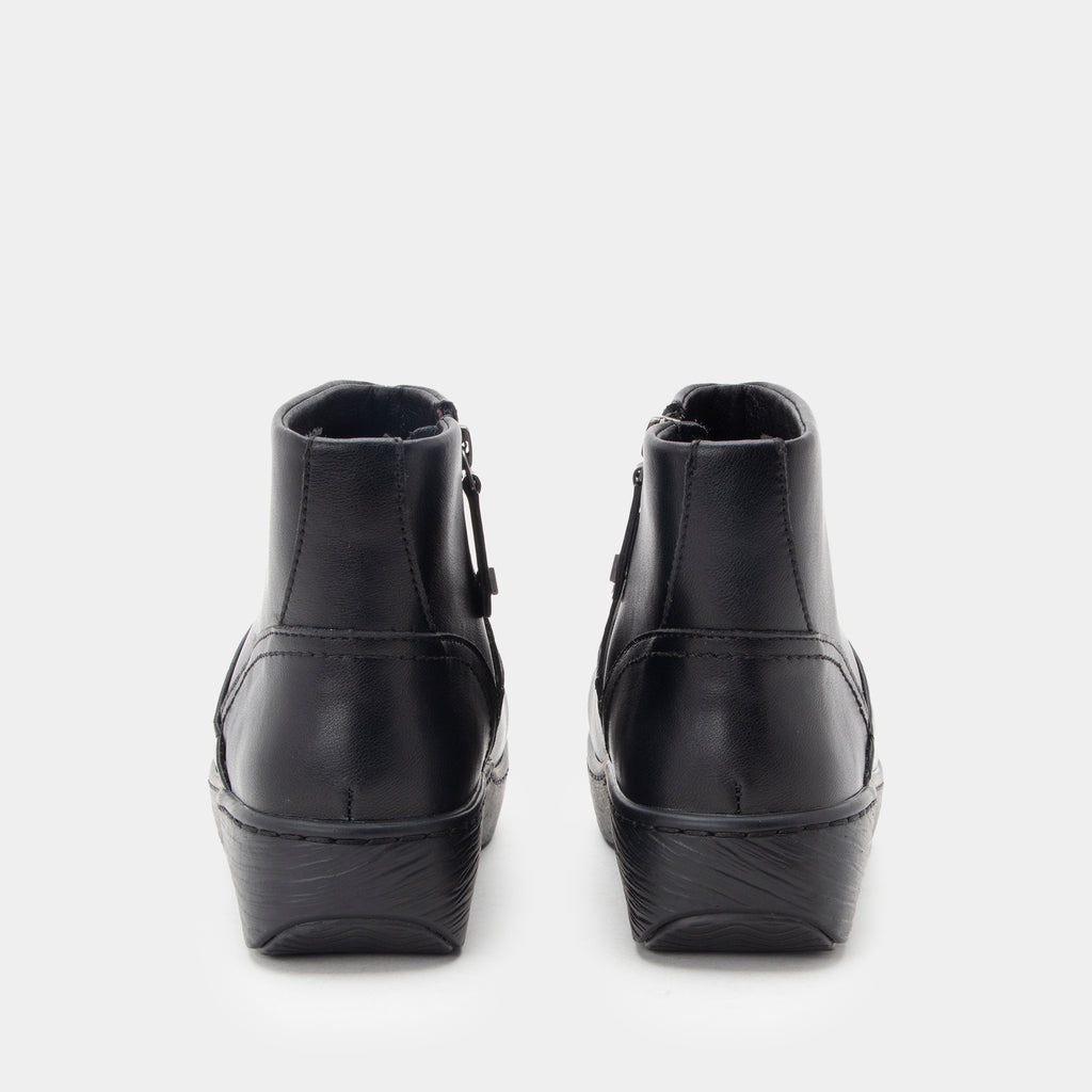 Oryon Black Boot