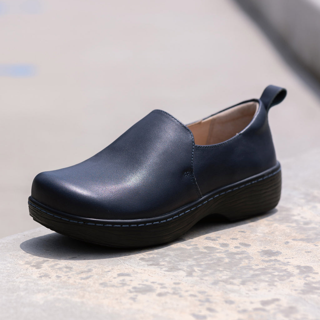 Orygin Navy Shoe | Alegria Shoes