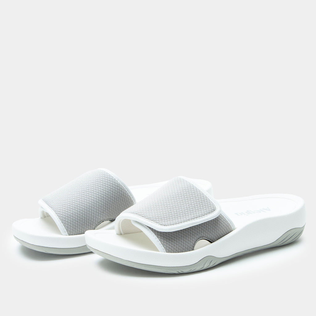 Ova8tion Dove sandal on a Ergo Foam outsole | White and grey slide on sandal with a mesh upper and lining.