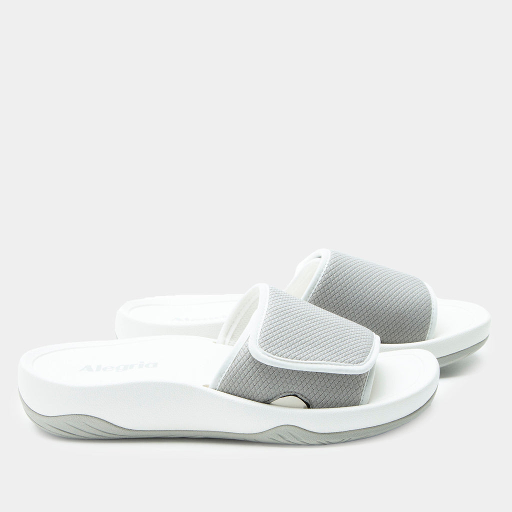 Ova8tion Dove sandal on a Ergo Foam outsole | White and grey slide on sandal with a mesh upper and lining.