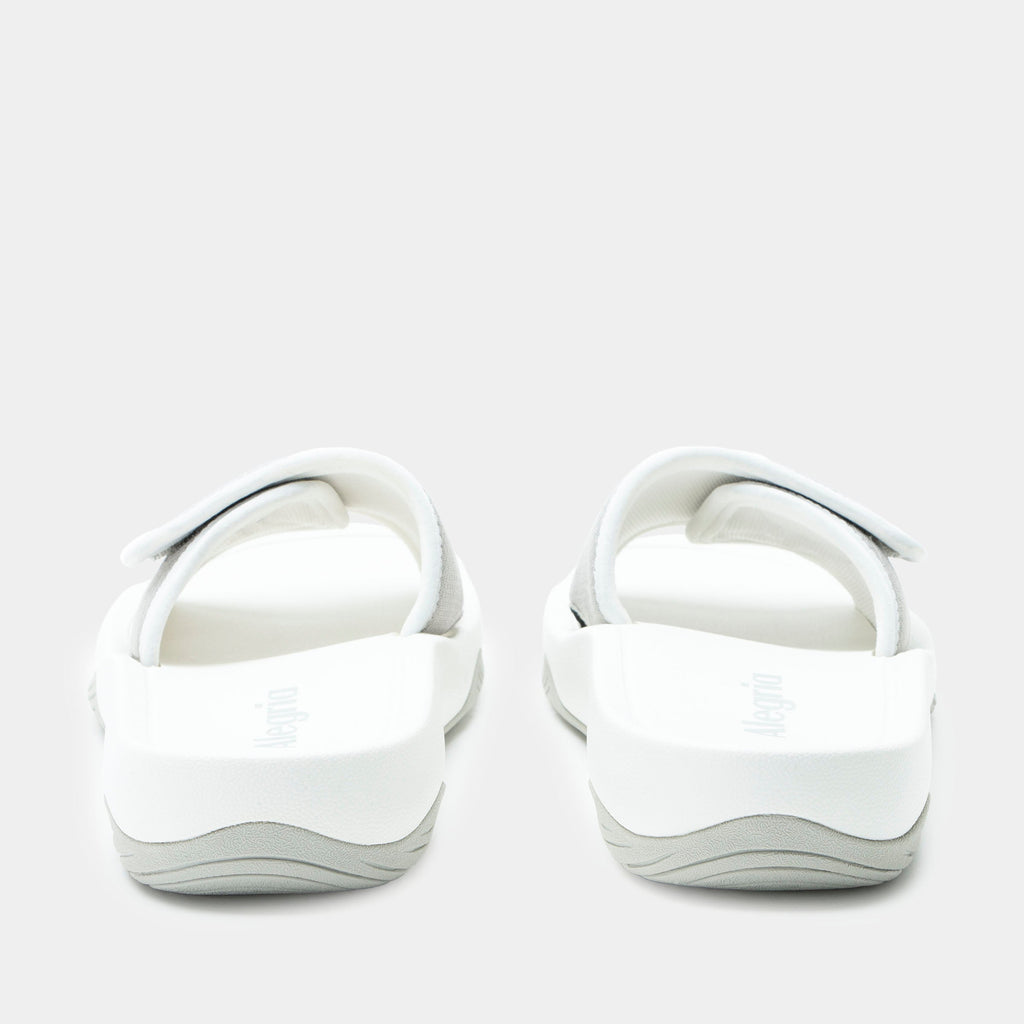 Ova8tion Dove sandal on a Ergo Foam outsole | White and grey slide on sandal with a mesh upper and lining.