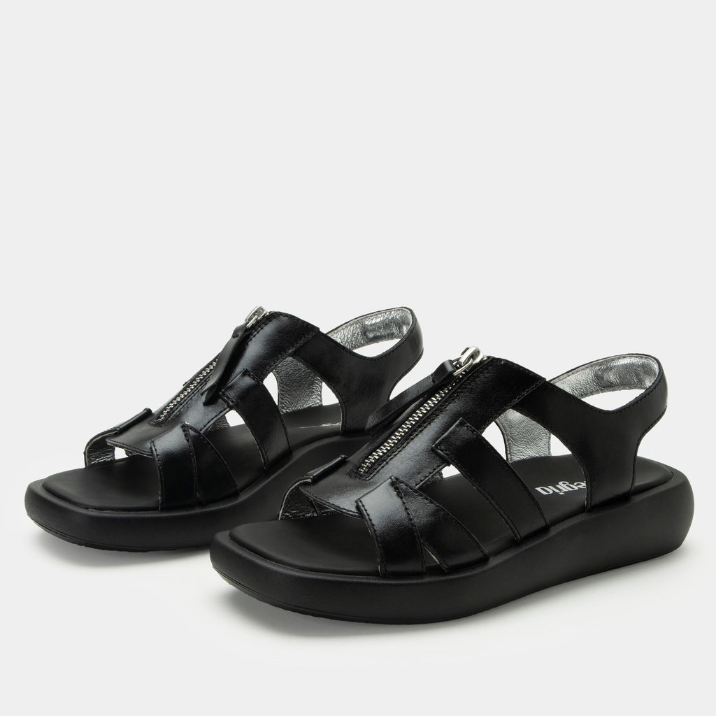 Palmer Black Sapphire sandal| Black leather sandal on a lightweight outsole.