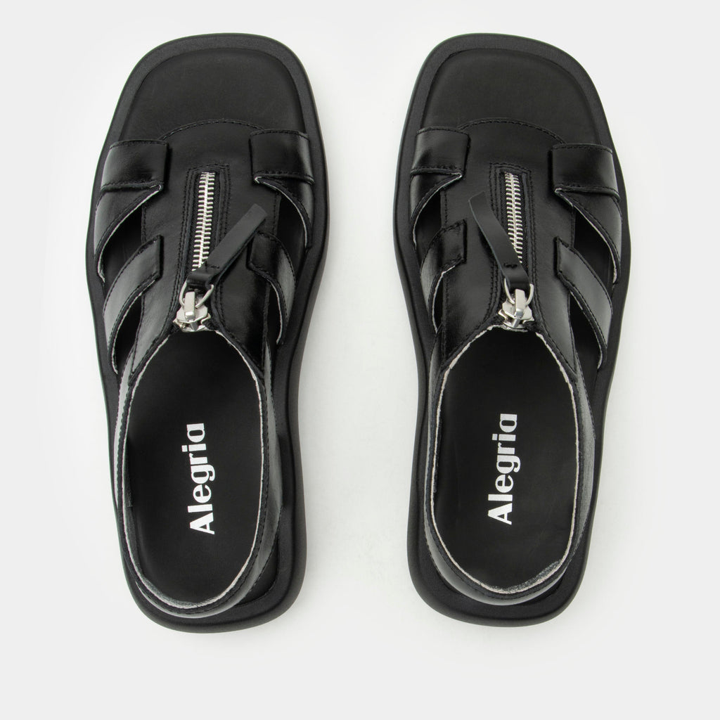 Palmer Black Sapphire sandal| Black leather sandal on a lightweight outsole.