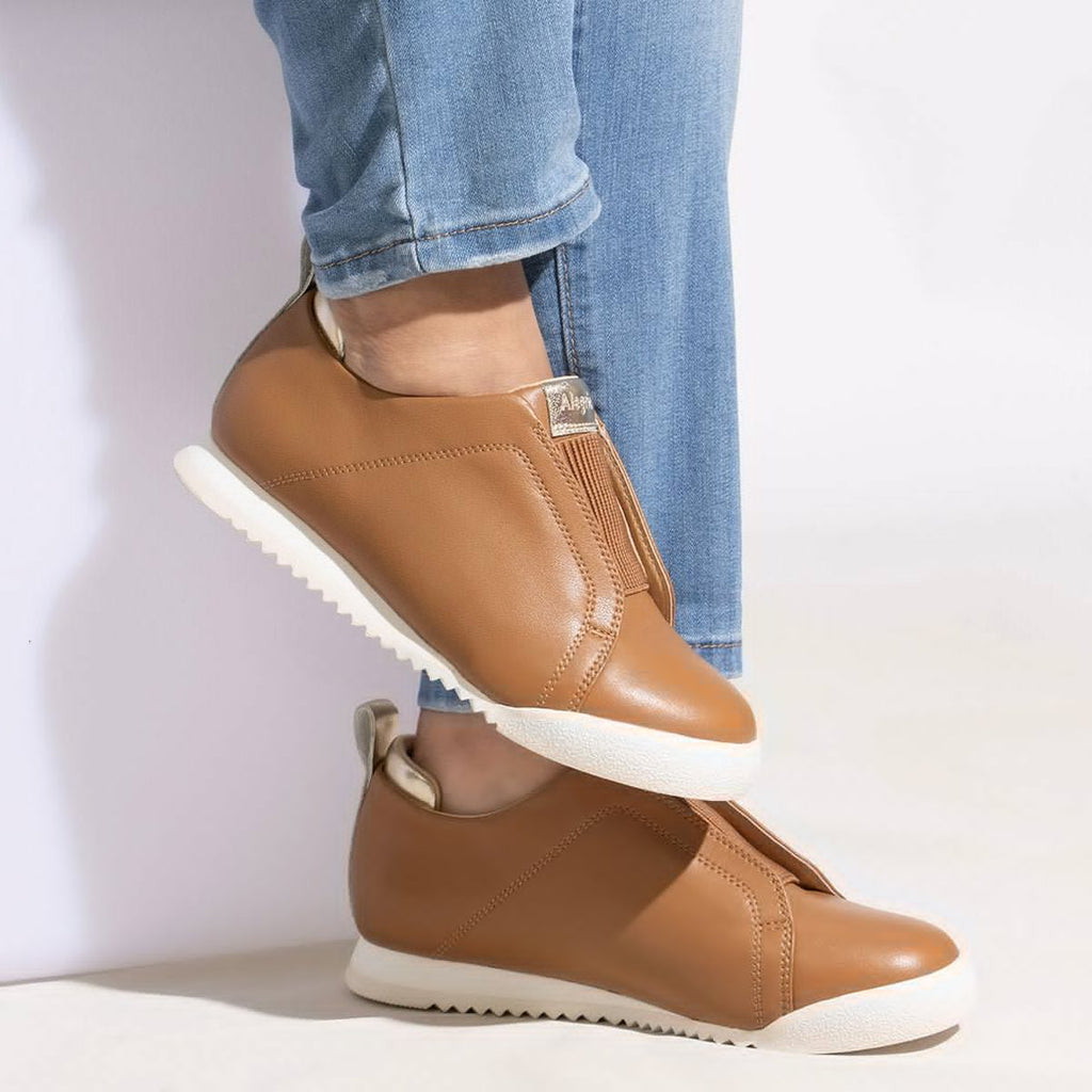 Reah Brown Shoe | Alegria Shoes