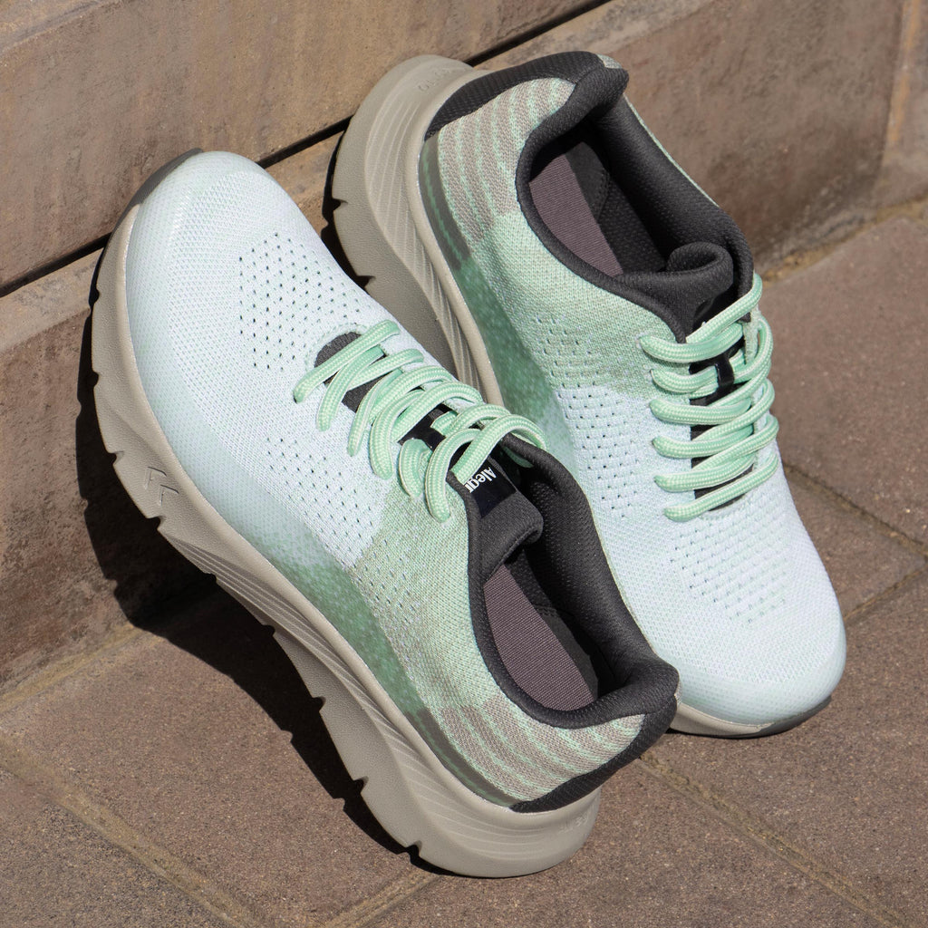 Revl Bio-Mint shoe on a lightweight EVA Rebounce outsole | Lace up shoe with a mint knit upper and grey outsole.