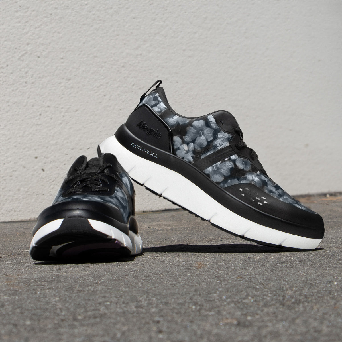 Eclips Pansy Power Black Shoe | Alegria Shoes
