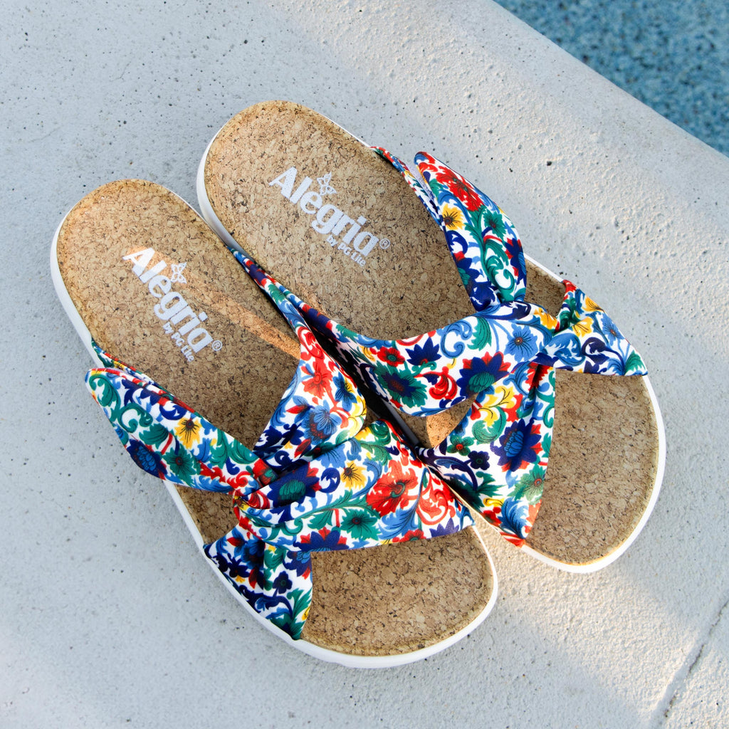 Rylie Primary Party slide on sandal on a heritage outsole