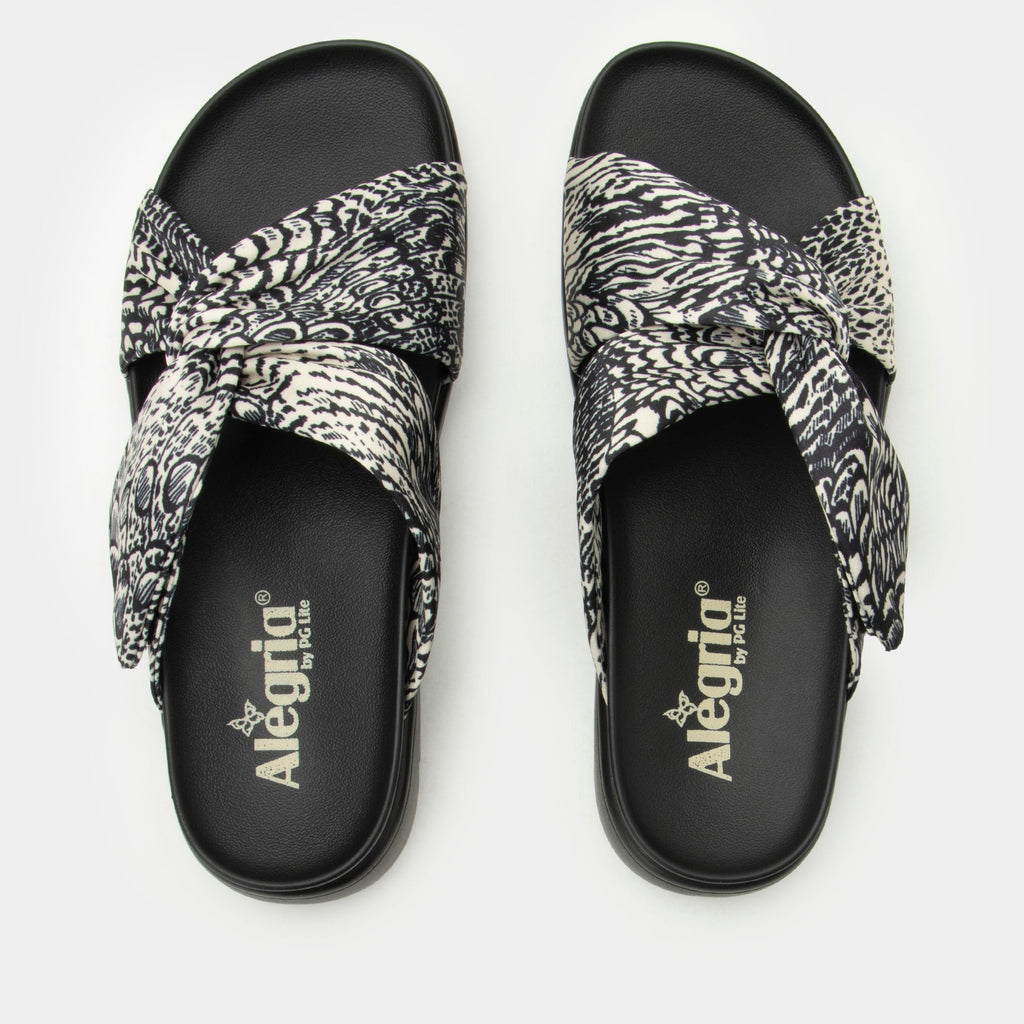 Rylie Birds Of A Feather Sandal | Alegria Shoes