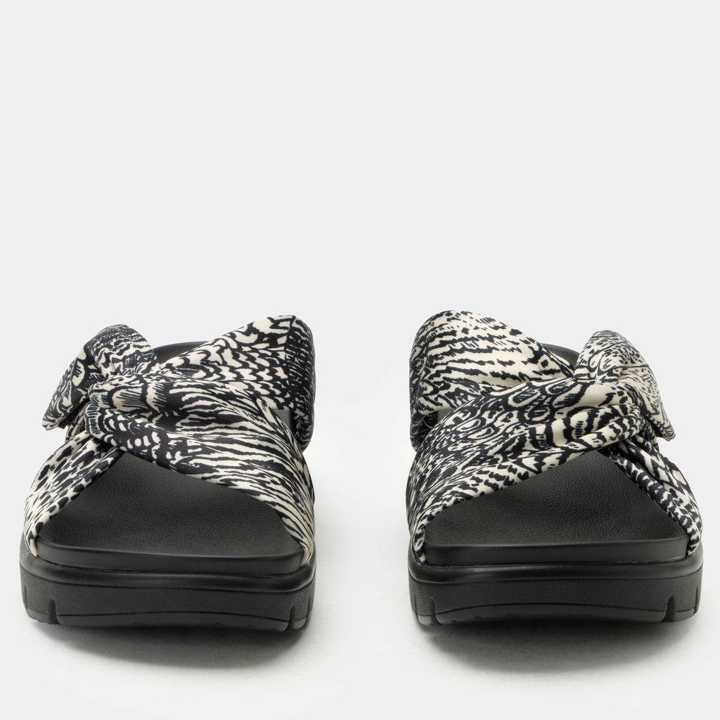 Rylie Birds Of A Feather Sandal | Alegria Shoes