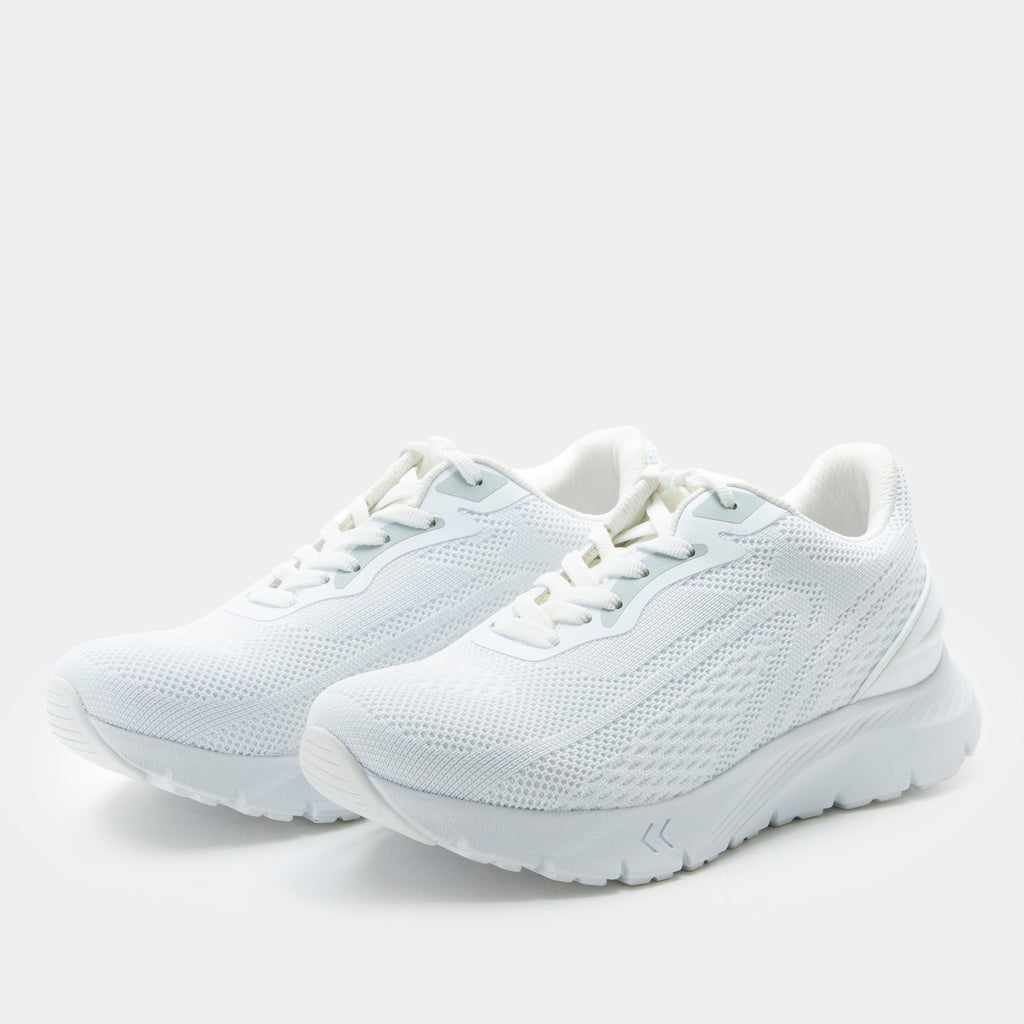 Rize White shoe on a lightweight EVA Rebounce outsole| Lace up white shoe with Dream Fit knit uppers.