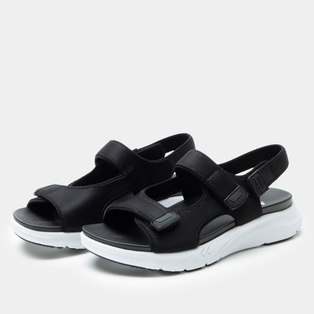 Sandie Black Top sandal | Black sandal with adjustable straps and EVA Rebounce outsole.