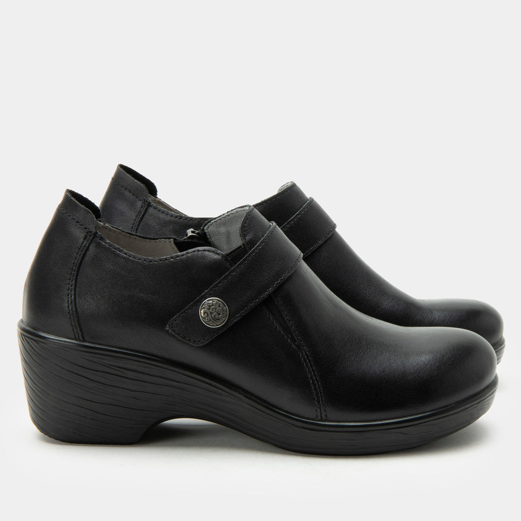 Silah Sable Shoe | Alegria Shoes