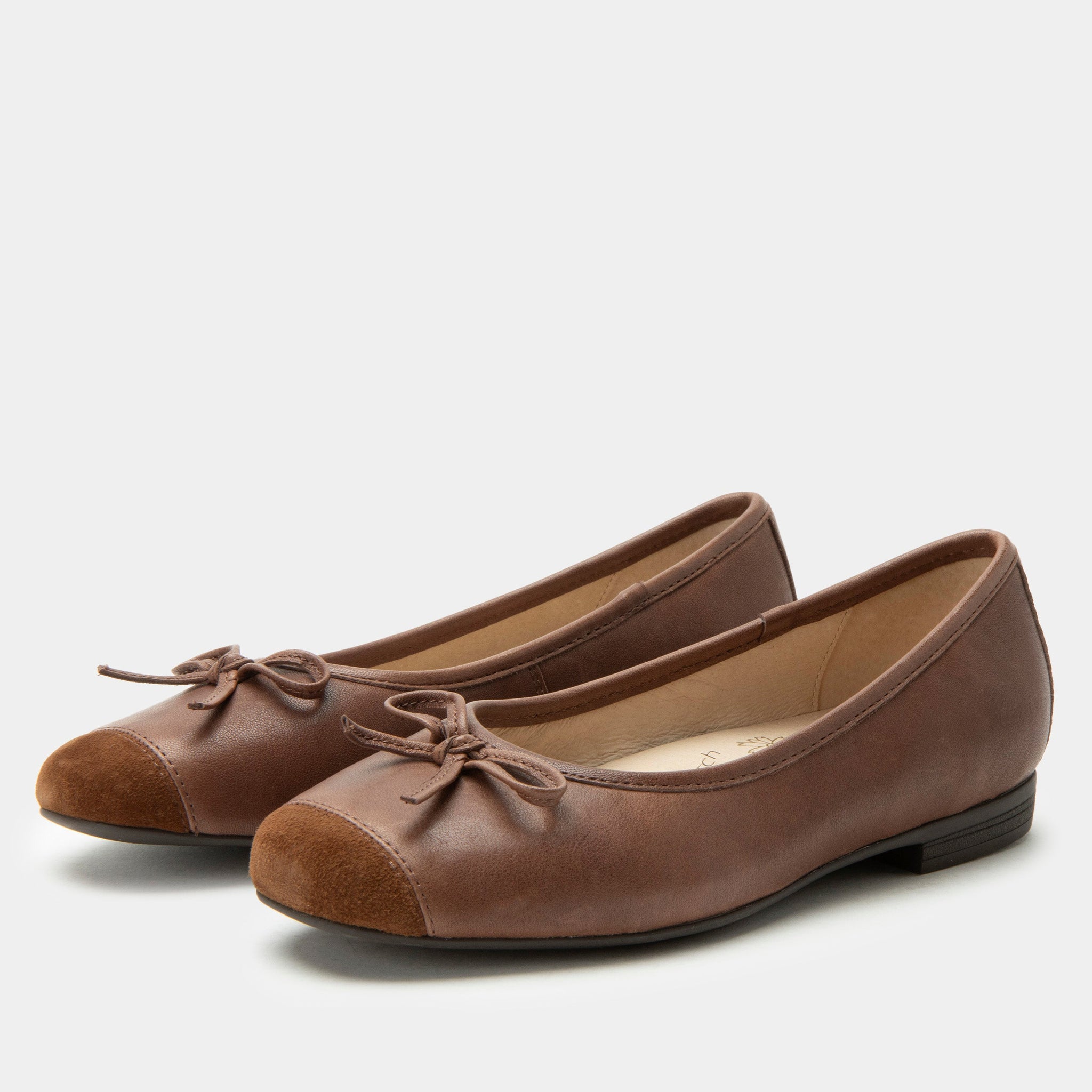 Talya Gingerbread Shoe - Alegria Shoes