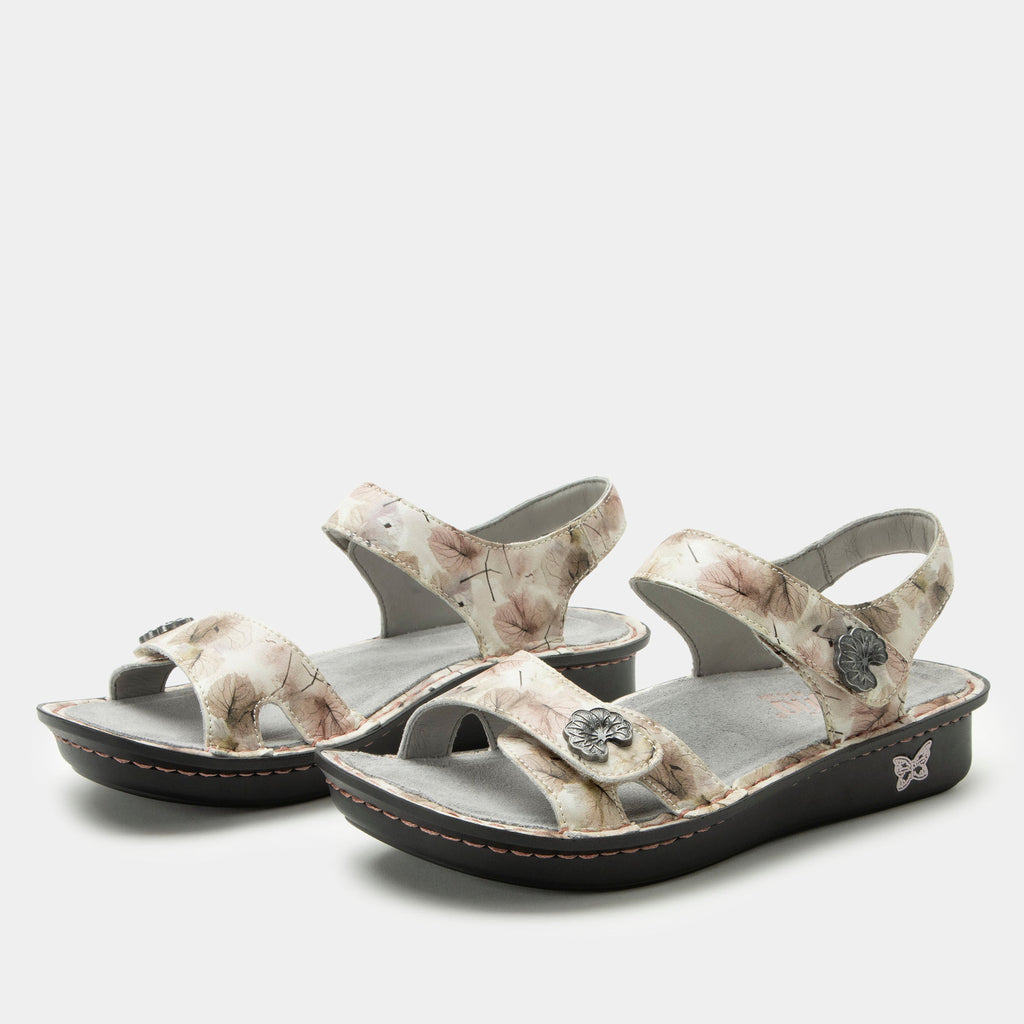 Vienna Soft As I Leaf You Sandal with two adjustable hook and loop closures | White sandal with a printed leather upper.