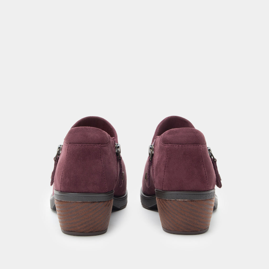 Wynne Merlot Shoe
