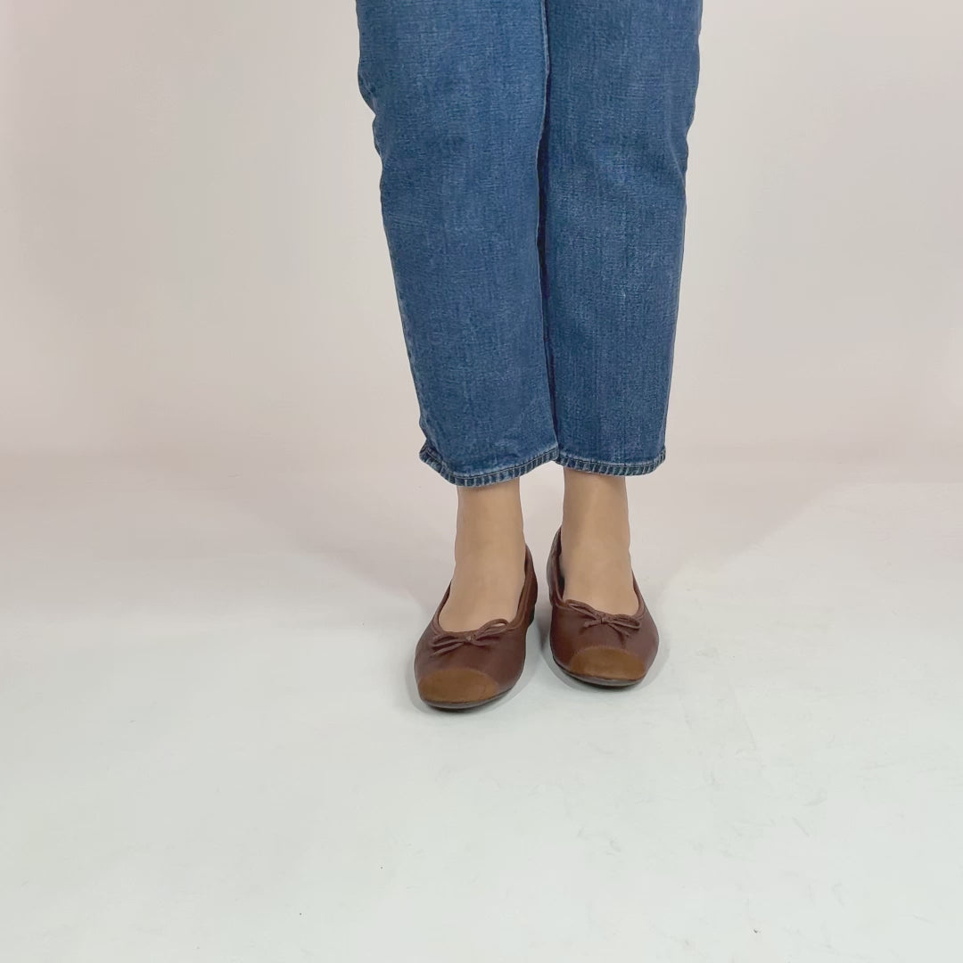 Talya Gingerbread Shoe | Alegria Shoes