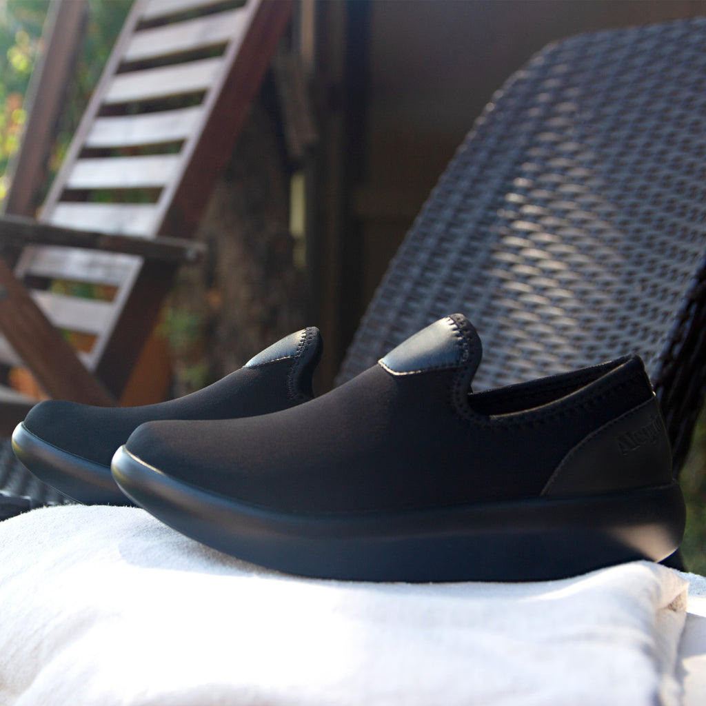 Eden Black Dream Fit™ upper slip on style shoe with non-flexing rocker outsole - EDE-101_S1X