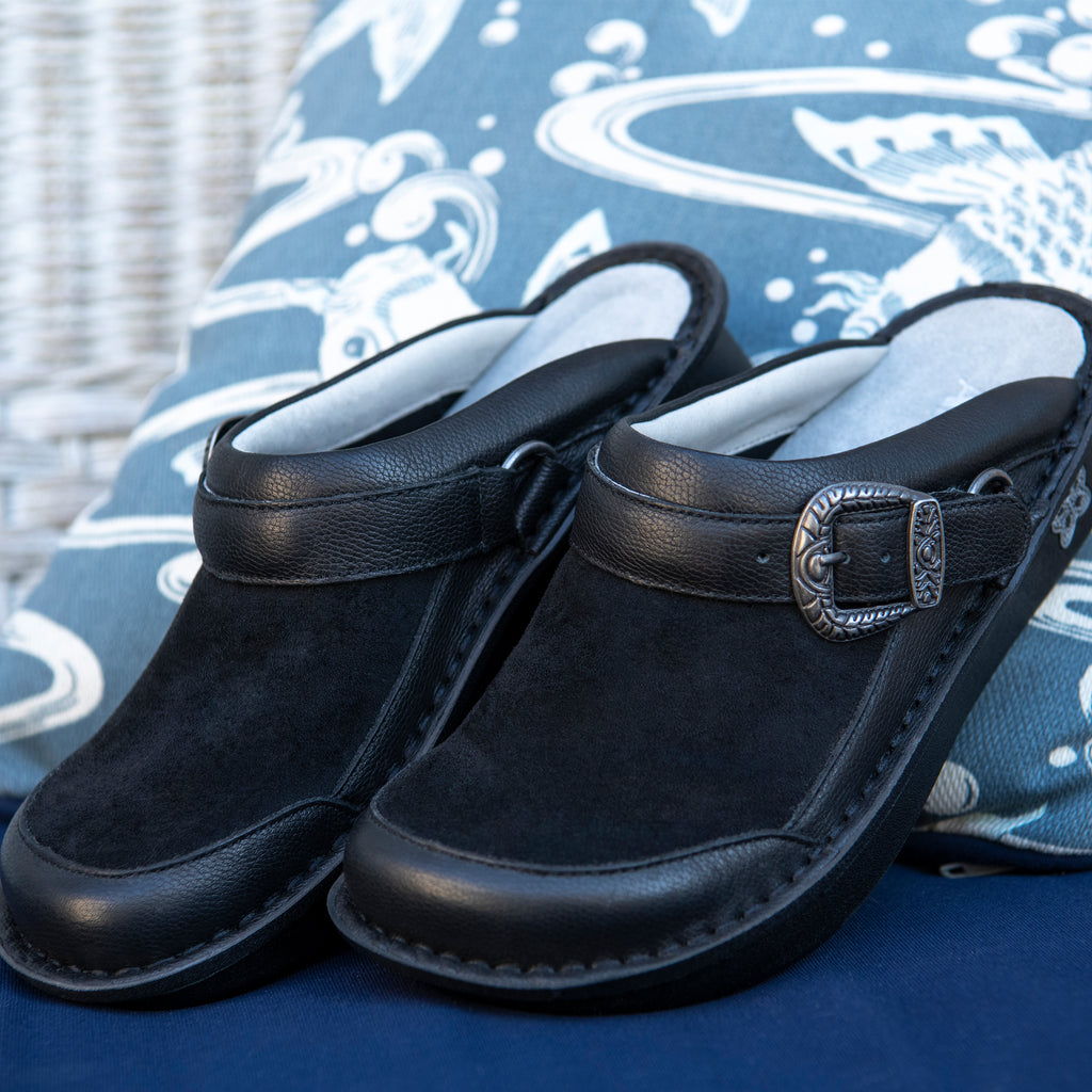 Seville Black Flex Professional Clog with Dream Fit technology on Classic Rocker outsole - SEV-7712_S1X