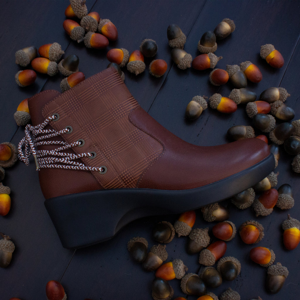 Stevee Plaidly Brown features a stylish zig-zag adjustable Lace-up detail with a side zip closure and contrast leather at the ankle and boot shaft - STE-7925_S1X