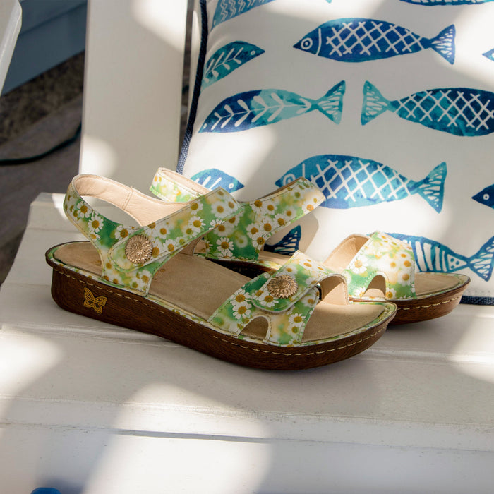 alegria Vienna Coming Up Daisies Sandal