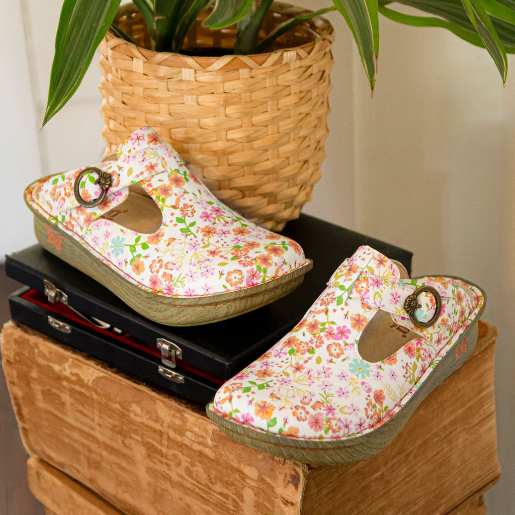 Classic Prime Time leather open back clog on classic rocker outsole - ALG-7503_S7