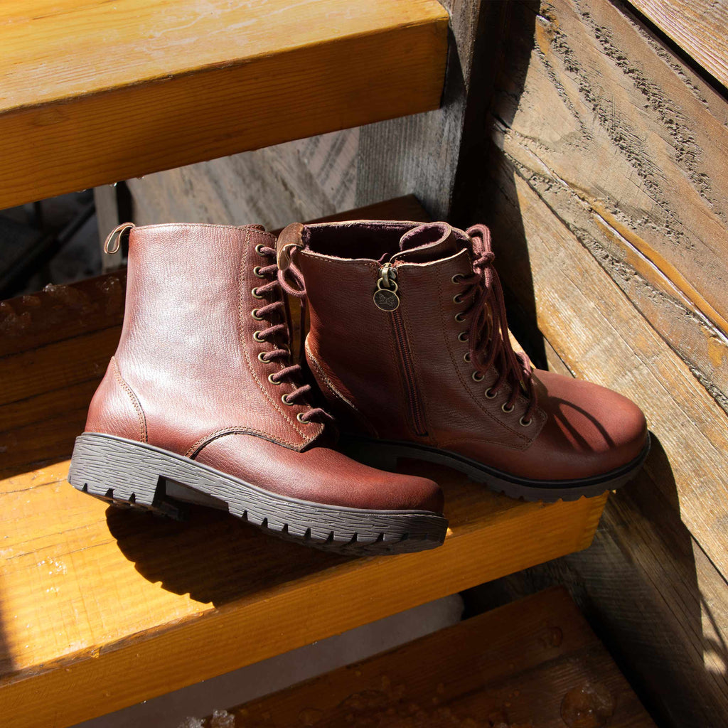 Ari Chestnut Boot | Alegria Shoes