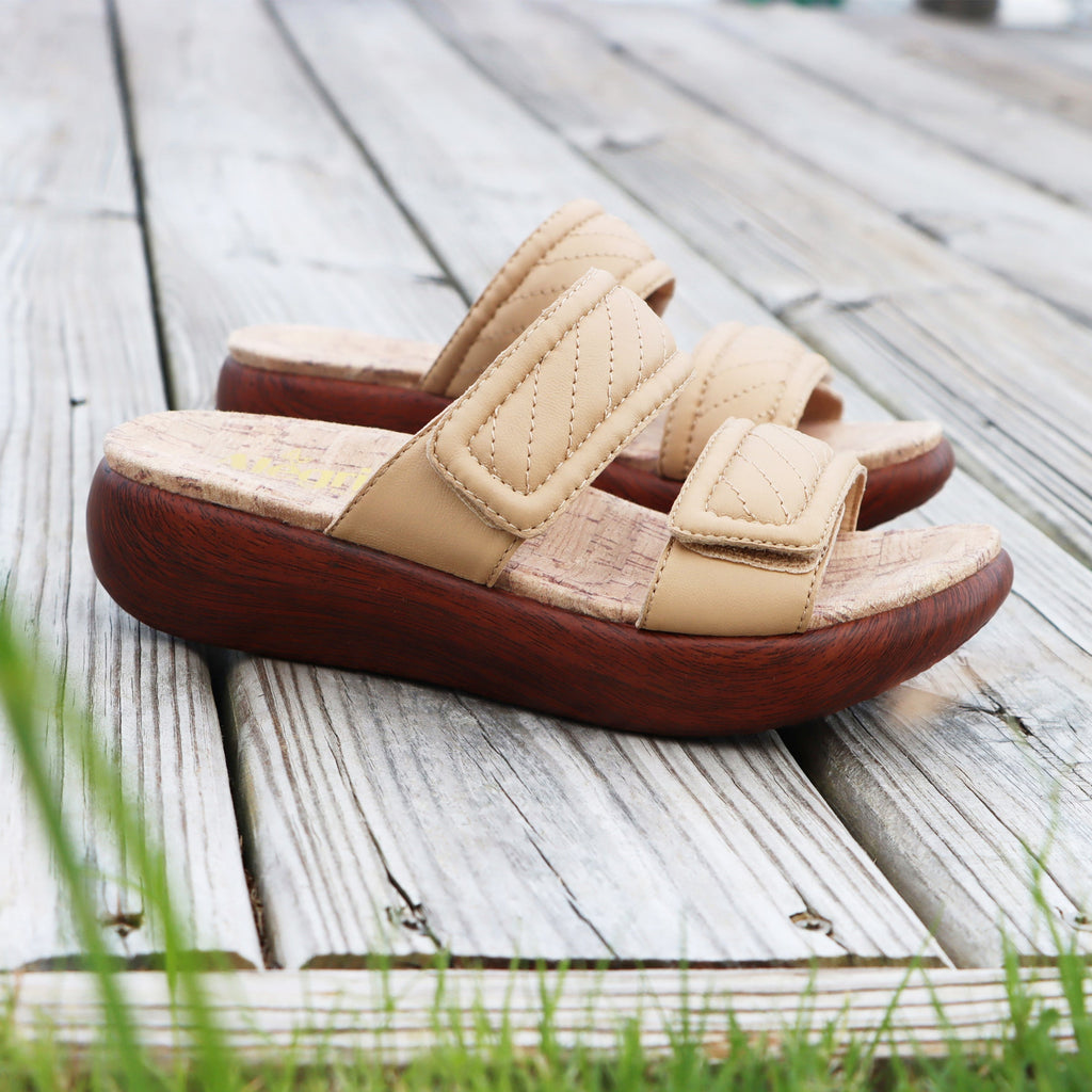 Brayah Latte Sandal | Alegria Shoes