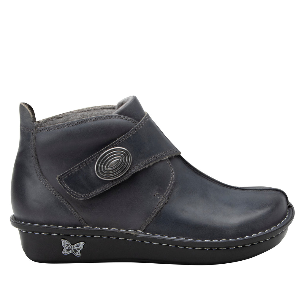 Caiti Oiled Ash Boot with adjustable strap on the mini outsole - CAT-7590_S3