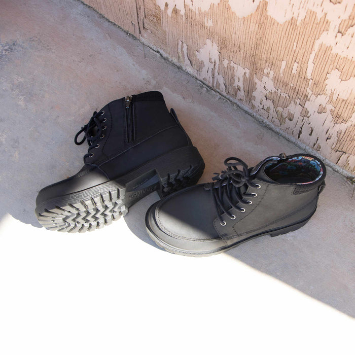 alegria Chevon Relaxed Tar Boot