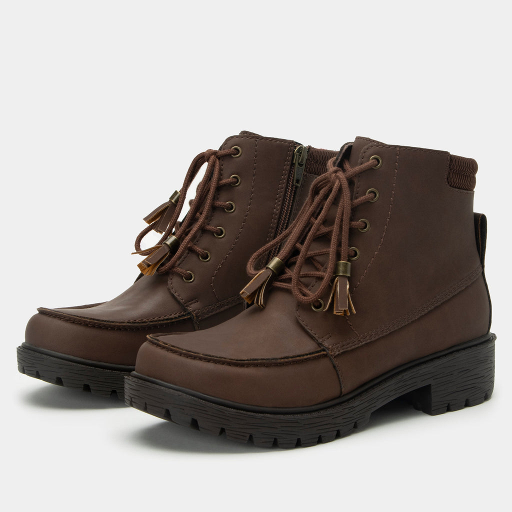 Chevon Relaxed Cocoa Boot | Alegria Shoes