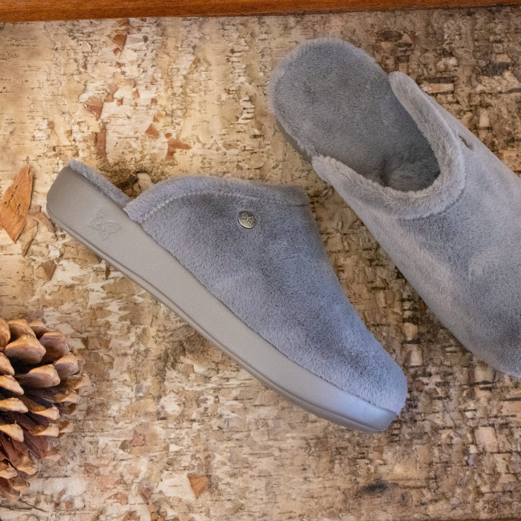 Comfee Fuzzy Wuzzy Grey backless plush slipper with a cozy comfort outsole  - COM-7630_S2