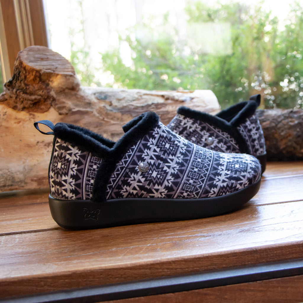 Cozee Santa Fe Grey slipper bootie with warm lining on a cozy comfort outsole  - COZ-7634_S2