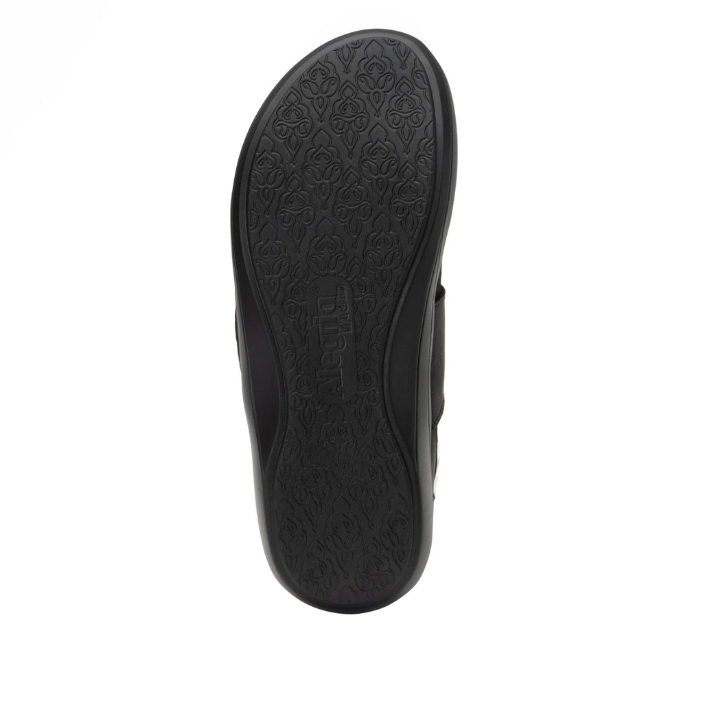 Dasher Black Out shoe with a Dream Fit® knitted upper and lightweight responsive sport rocker outsole. DSH-5002_S6