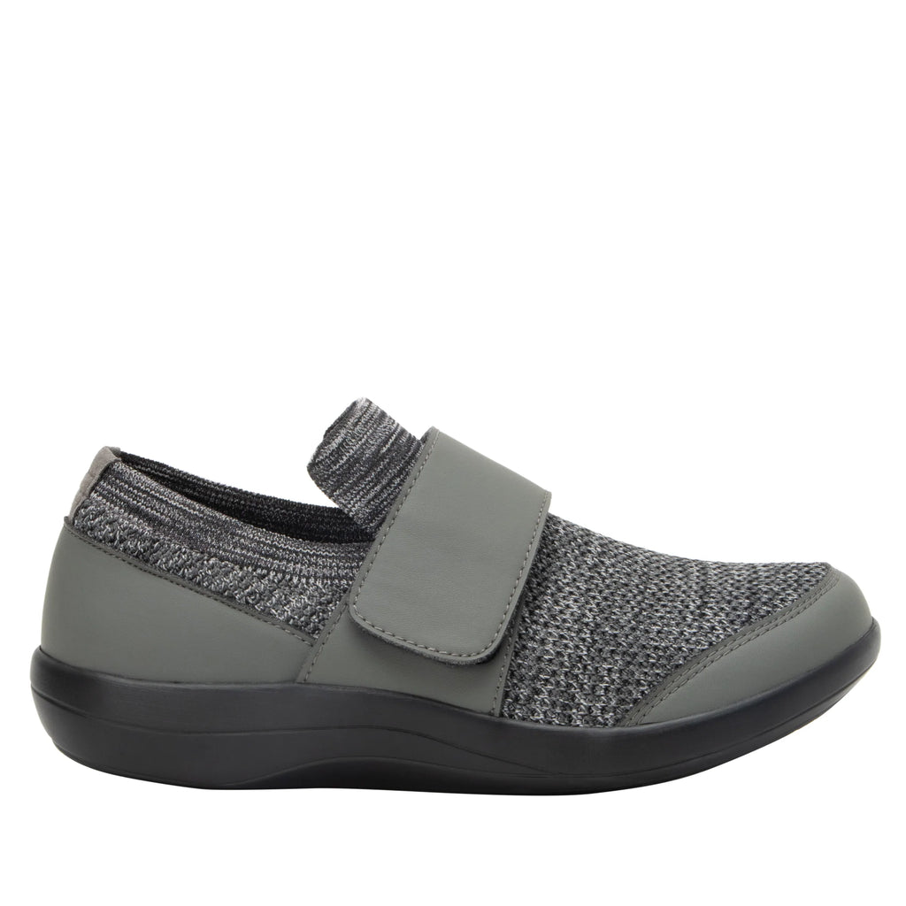 Dasher Charcoal shoe with a Dream Fit® knitted upper and lightweight responsive sport rocker outsole. DSH-5018_S3