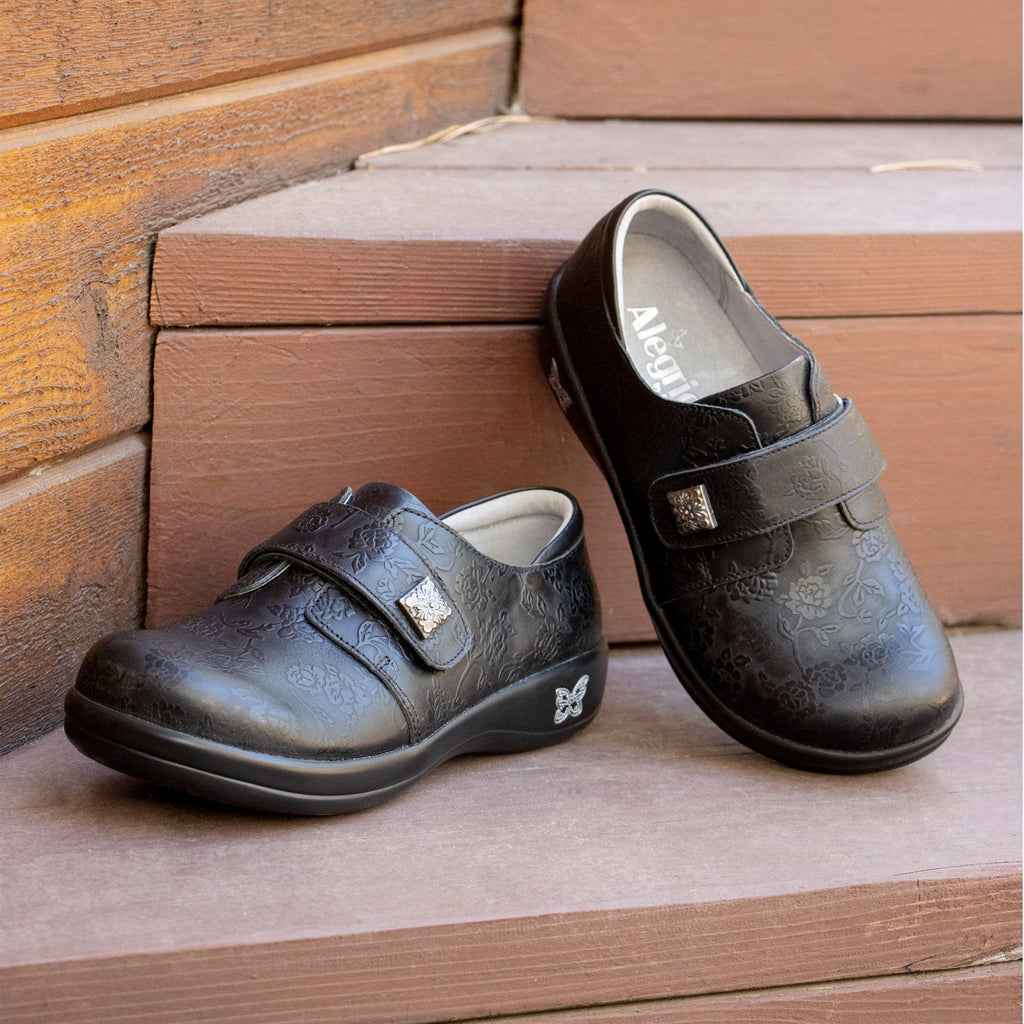 Joleen Class Act professional shoe with adjustable strap closure on the career casual outsole - JOL-7585_S2