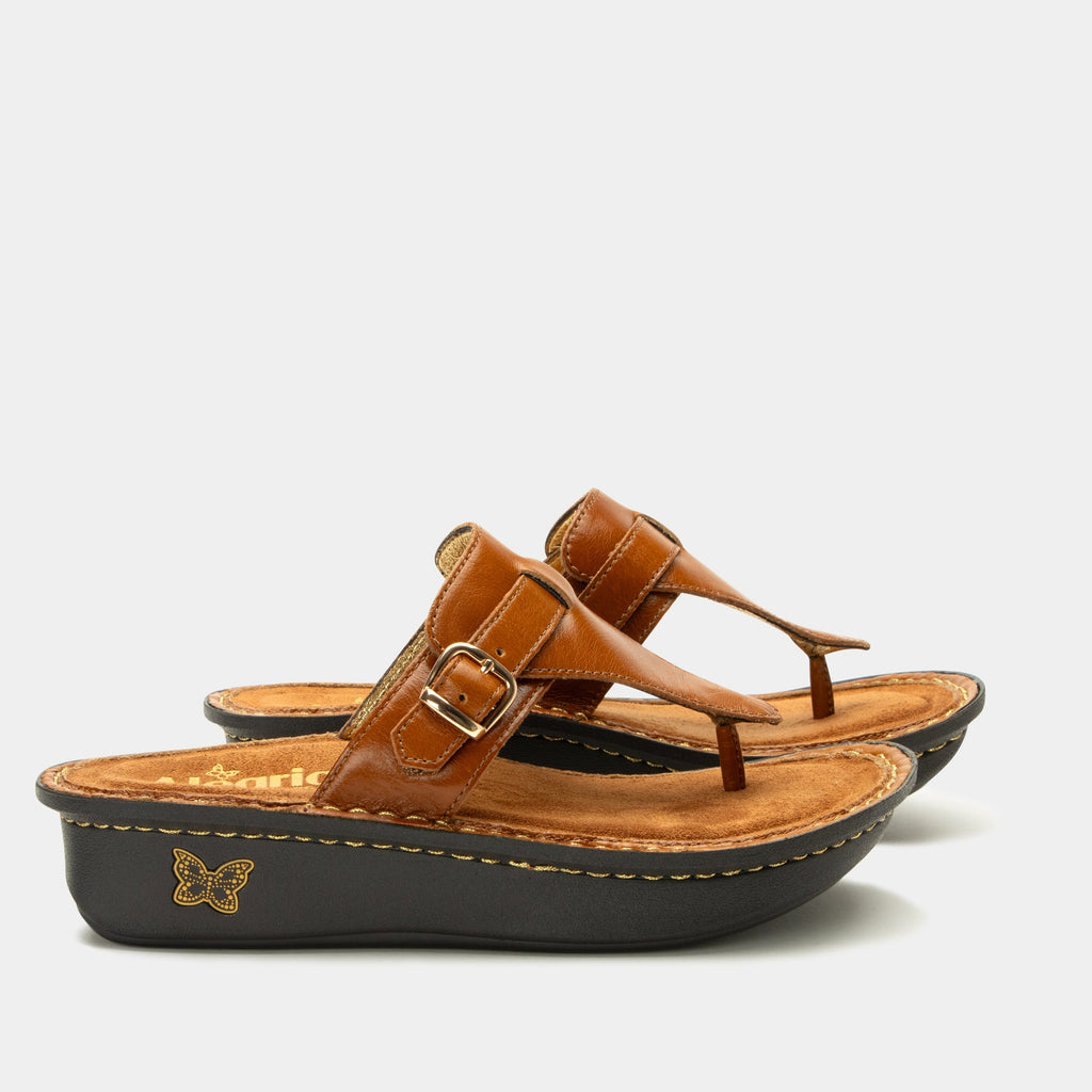 Kennedi Luggage thong style sandal on the Classic rocker outsole - KNN-7773_S2