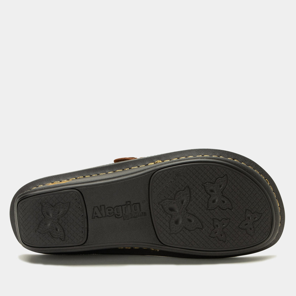 Kennedi Luggage Sandal | Alegria Shoes