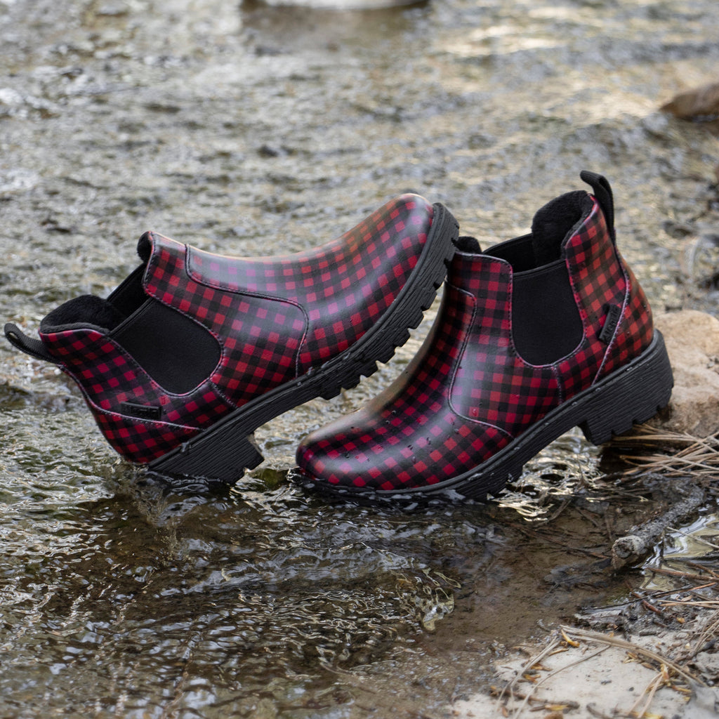 Rowen Gingham vegan leather boot on the new Luxe Lug outsole - ROW-7611_S2