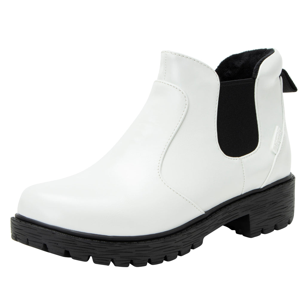 Rowen White vegan leather boot on the new Luxe Lug outsole - ROW-7657_S1