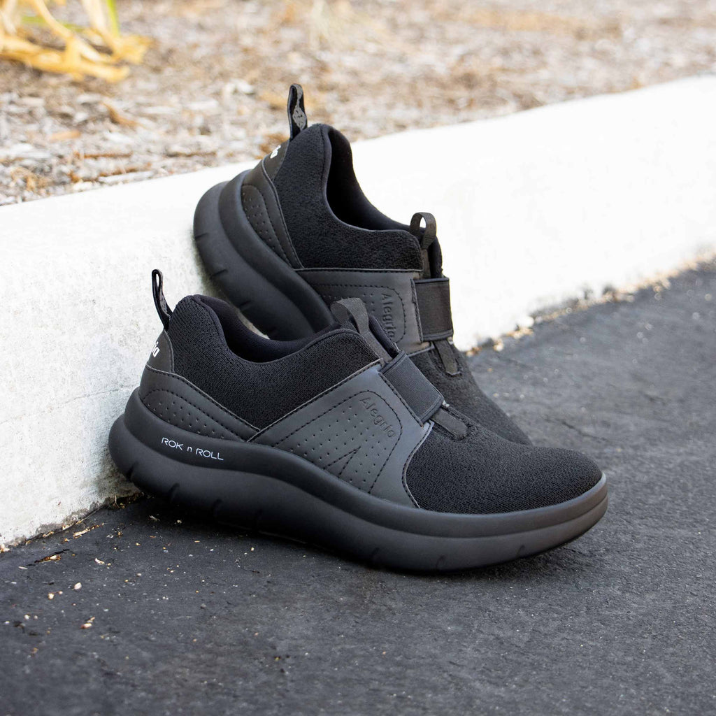 Rotation Black shoe on our Rok n Roll™ outsole with a Dream Fit® knit upper RRRT-601