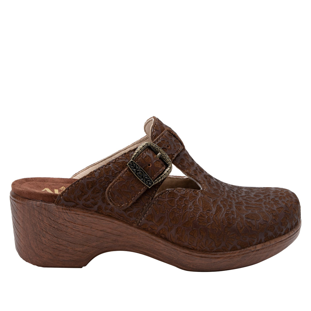 Selina Tawny Delicut Shoe on a wood look wedge outsole - SEL-7608_S3