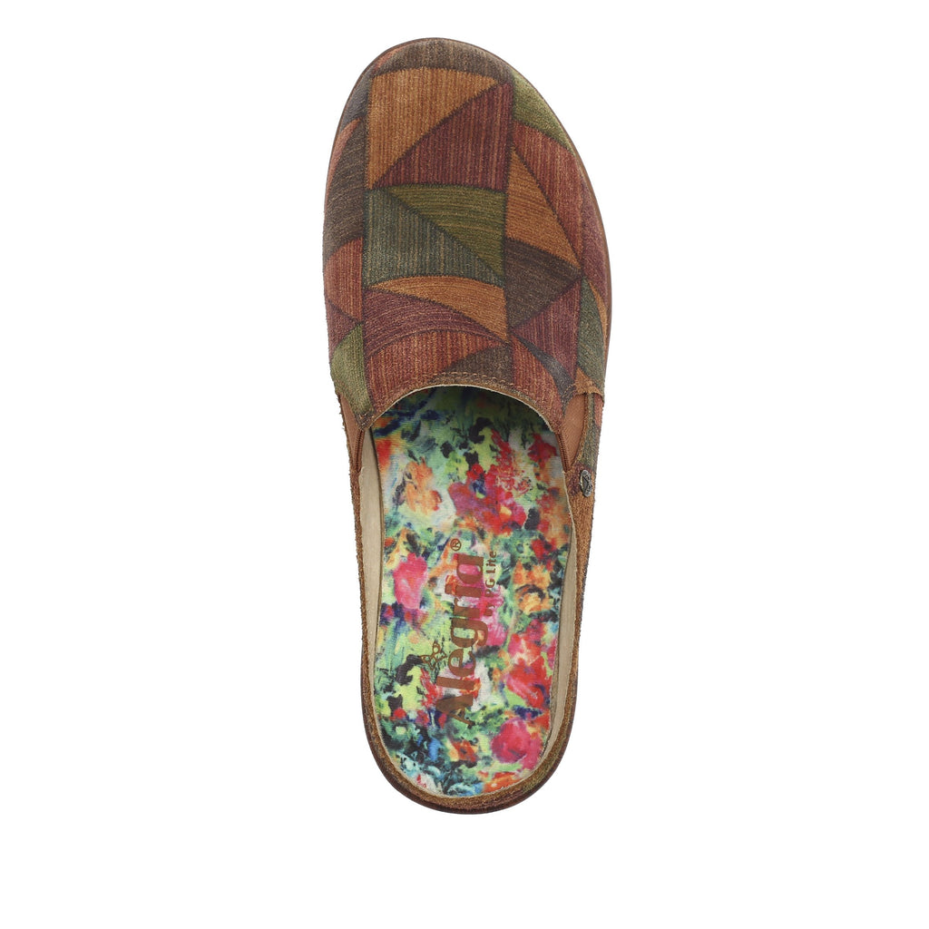 Sereniti Patchwork clog on a wood look wedge outsole - SER-7636_S5