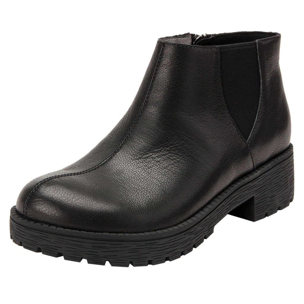 Shayne Black boot with rugged lug inspired outsole- SHA-601_S1
 (4112943513654)