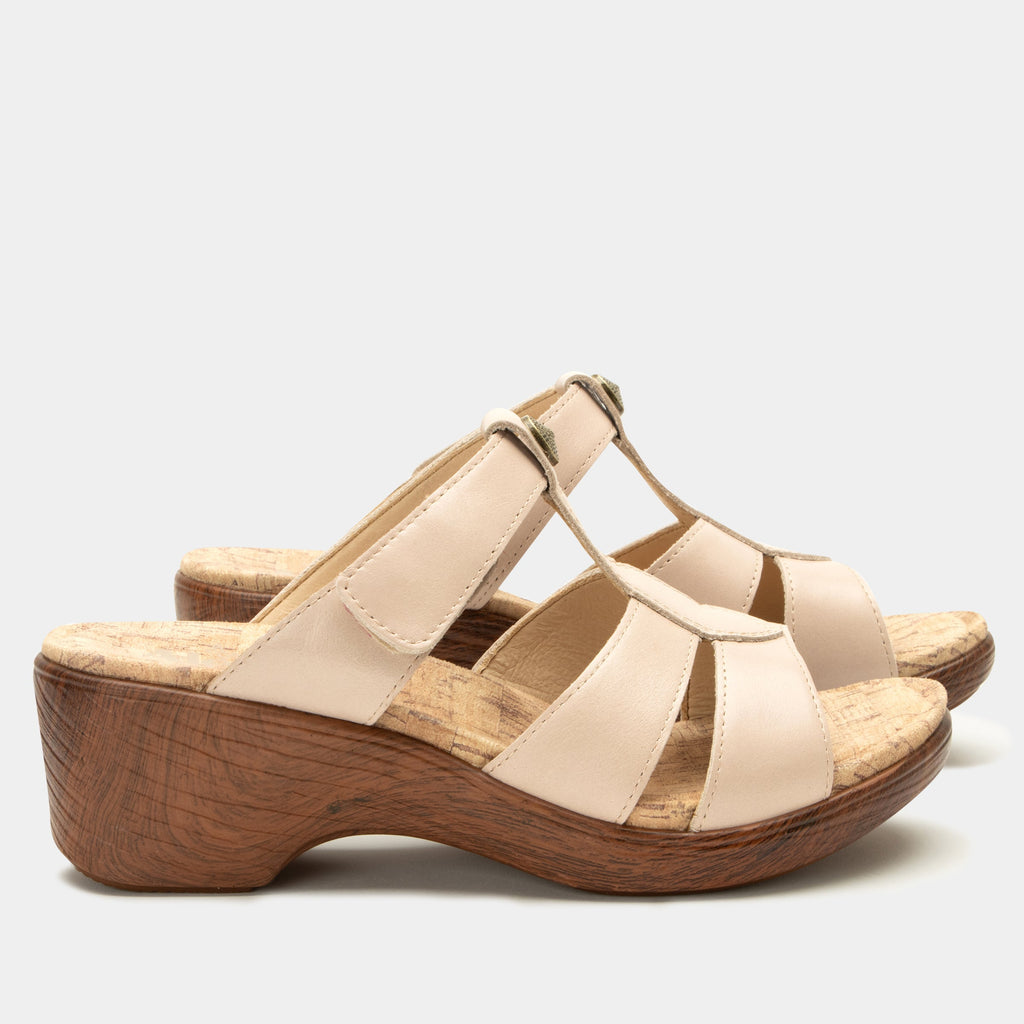 Shantal Oat Sandal | Alegria Shoes