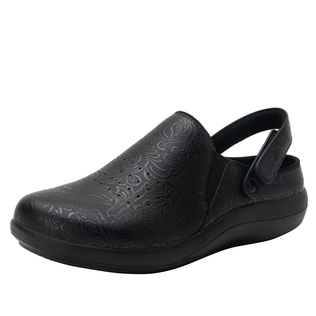 Skillz Aged Ink sport rocker a convertible slingback clog with a lightweight responsive outsole. SKI-7470_S1